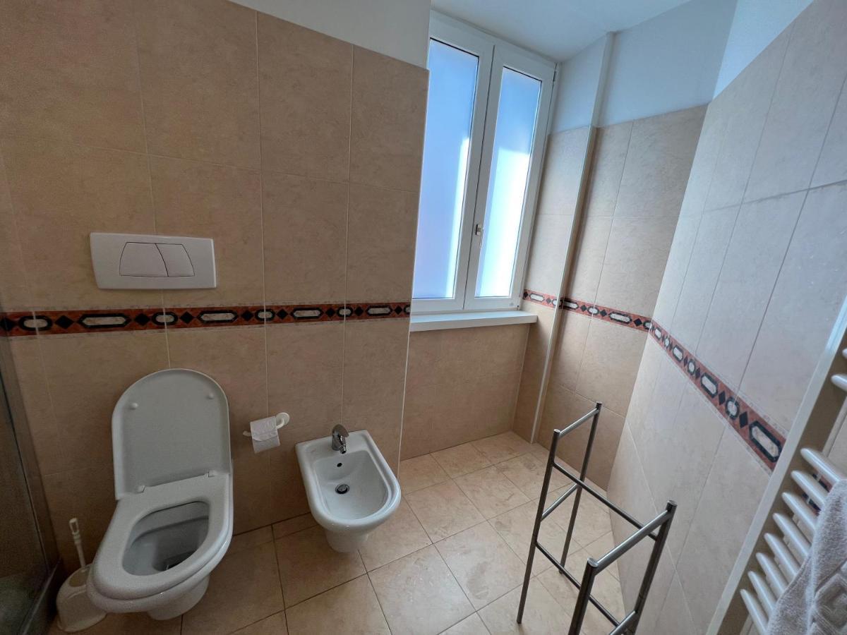 Appartamenti Baia Azzurra 6. Torbole Sul Garda Exterior foto